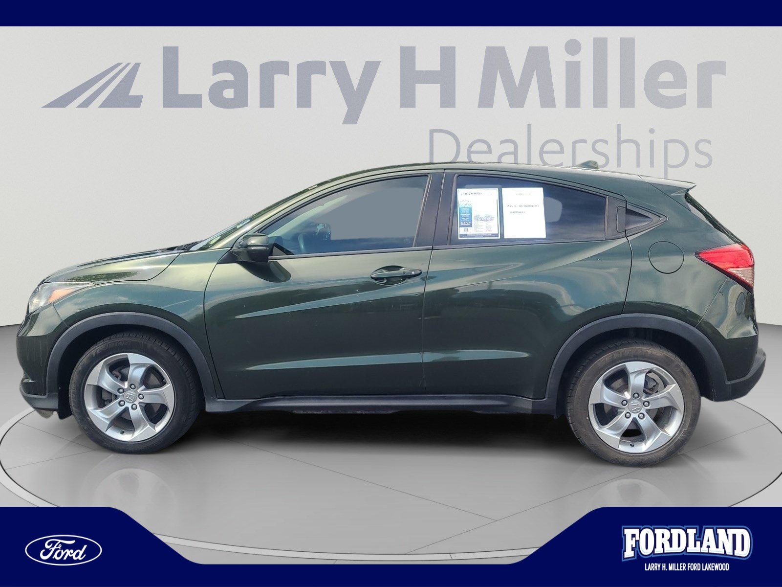 Used 2017 Honda HR-V EX with VIN 3CZRU6H5XHM724067 for sale in Lakewood, CO