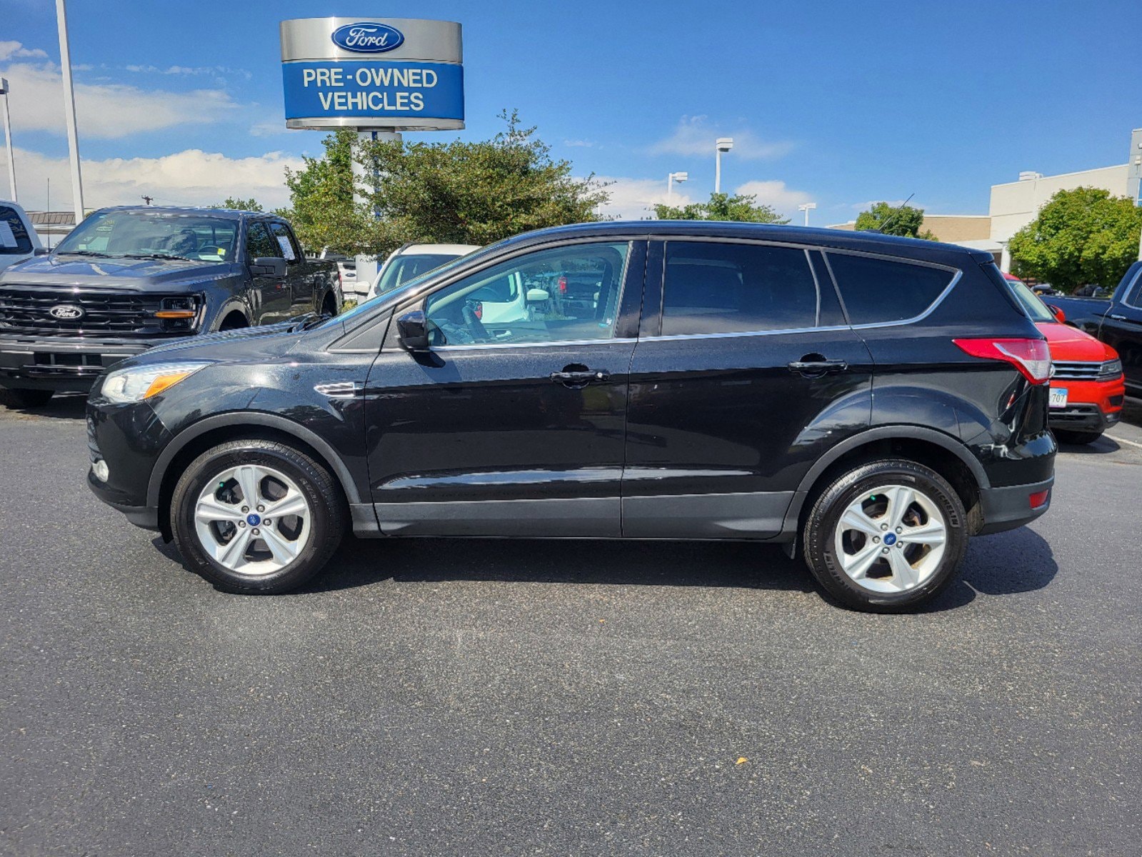 Used 2013 Ford Escape SE with VIN 1FMCU9GXXDUB71857 for sale in Lakewood, CO