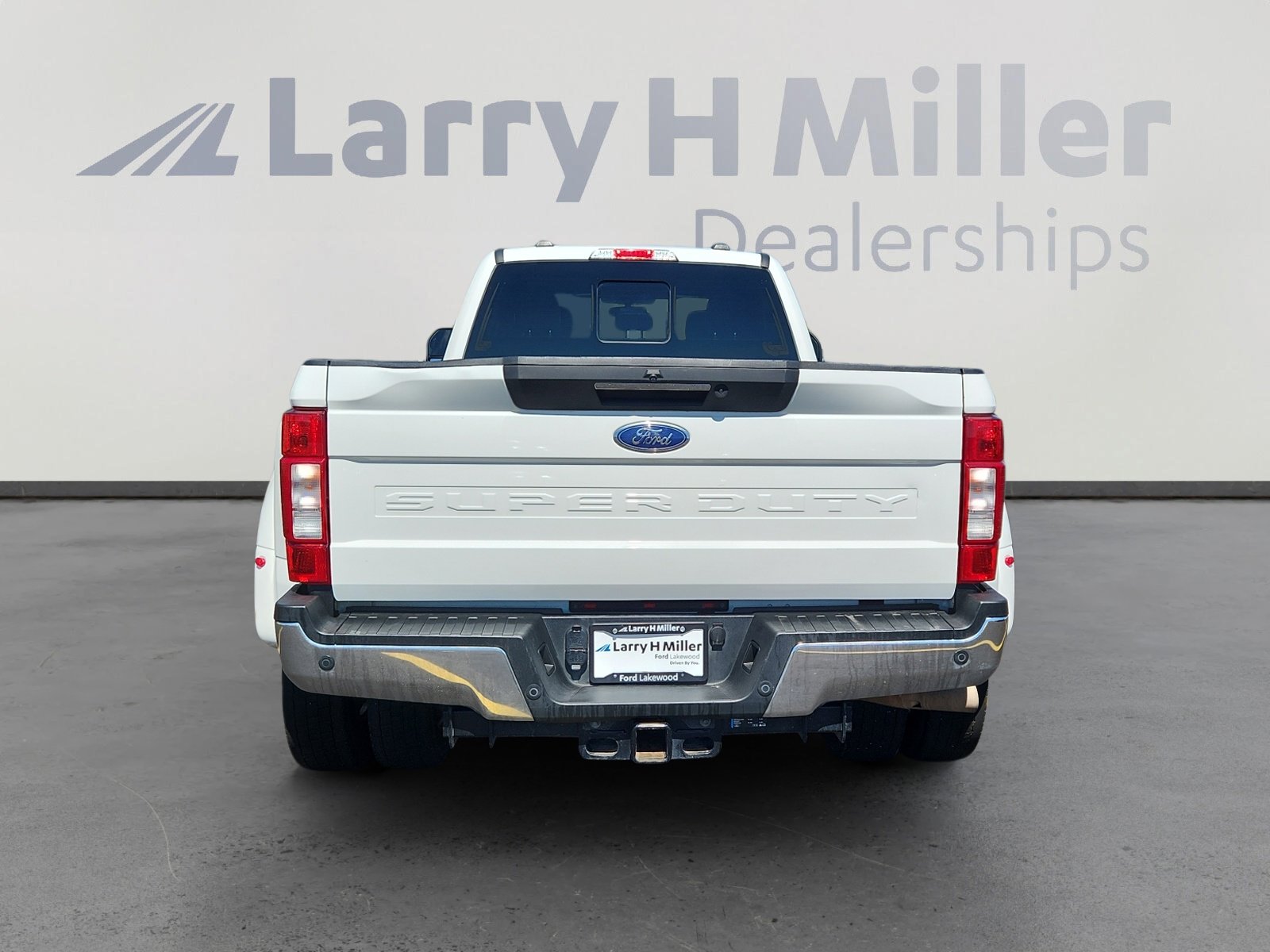 2022 Ford F-450 Lariat photo 3