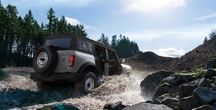 Ford Bronco ford bronco off-roading