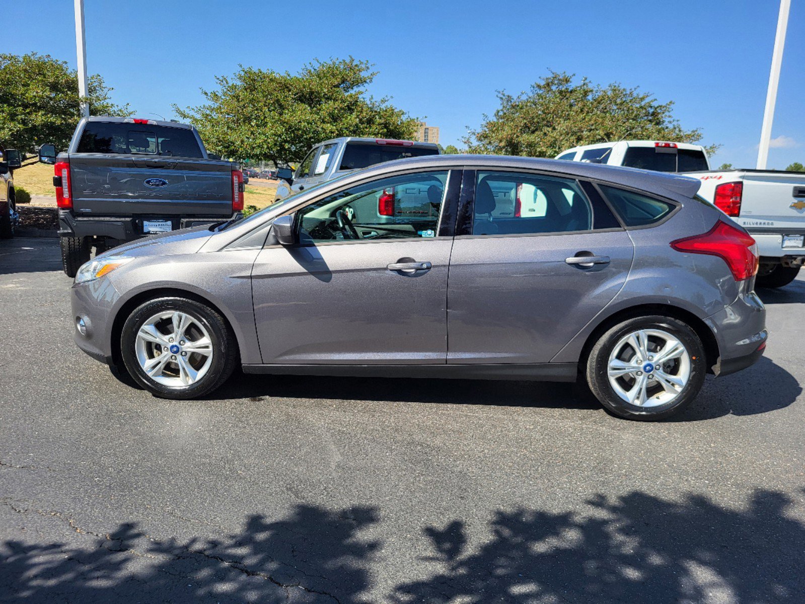 Used 2012 Ford Focus SE with VIN 1FAHP3K27CL189446 for sale in Lakewood, CO