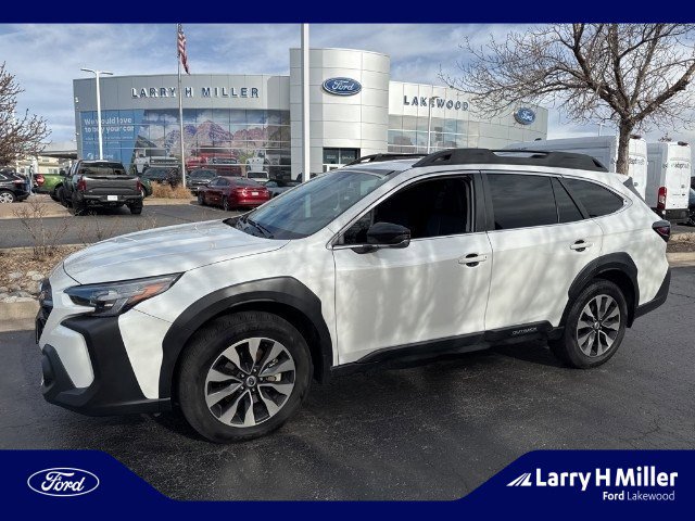 2024 Subaru Outback Limited's photo