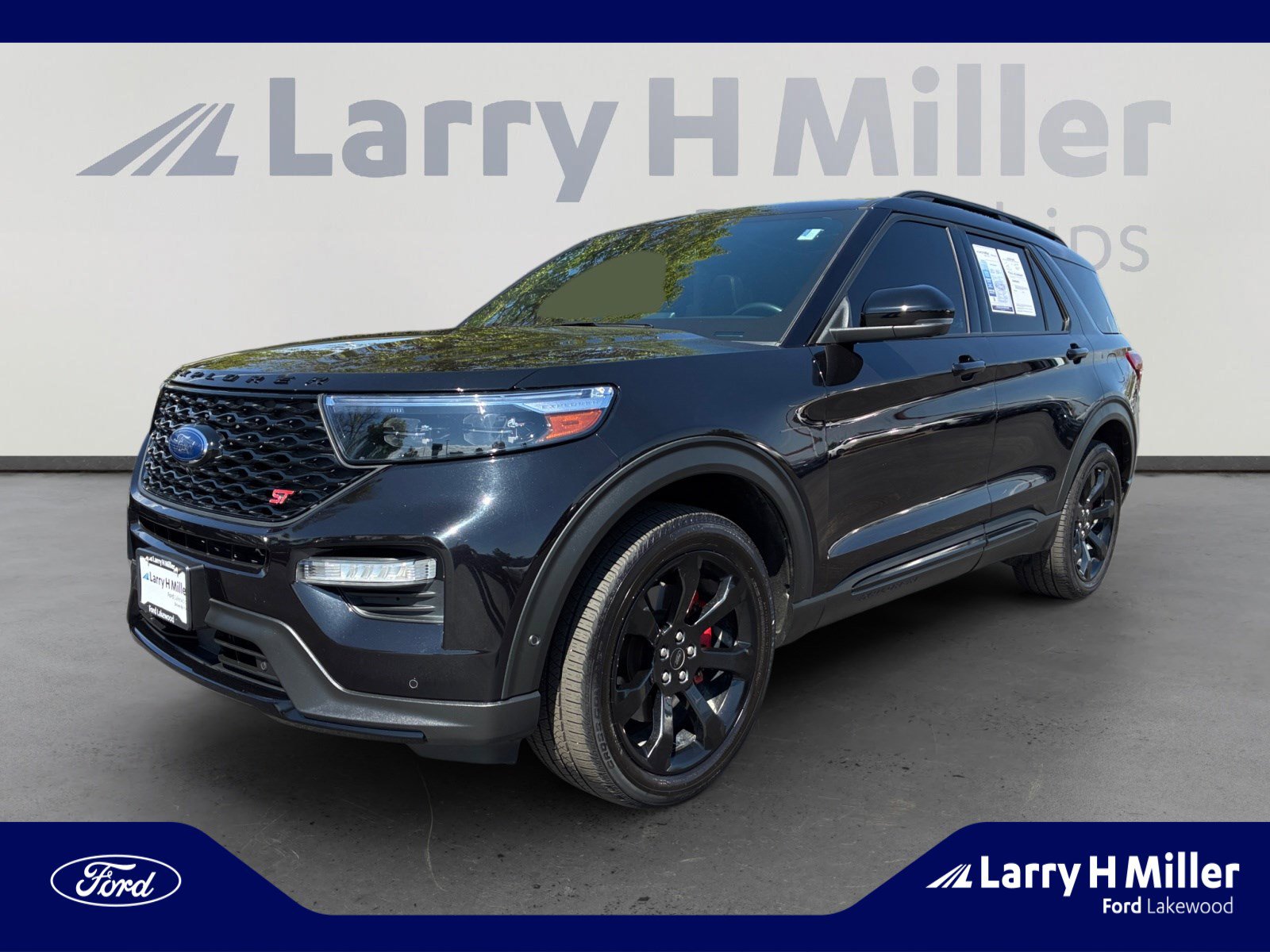 2021 Ford Explorer ST 4WD's photo