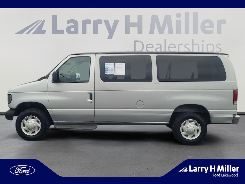 Used 2006 Ford E-350 Super Duty XL Wagon Wagon