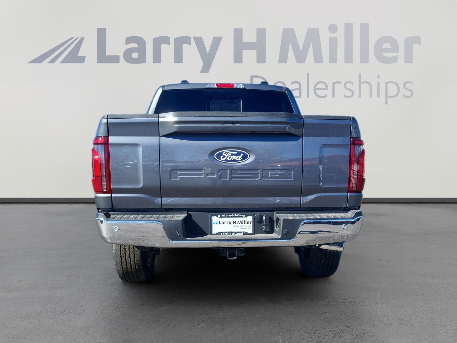 2025 Ford F-150 Lariat photo 4