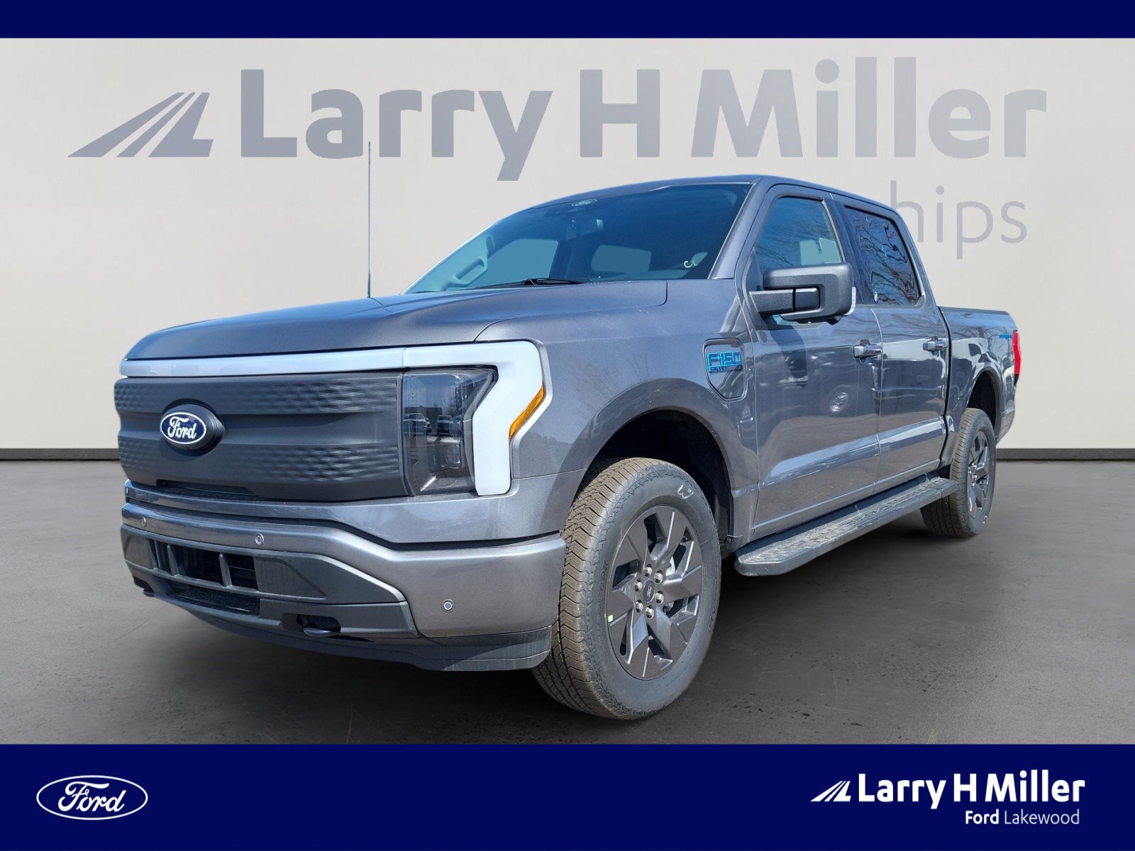 2025 Ford F-150 Lightning Flash's photo