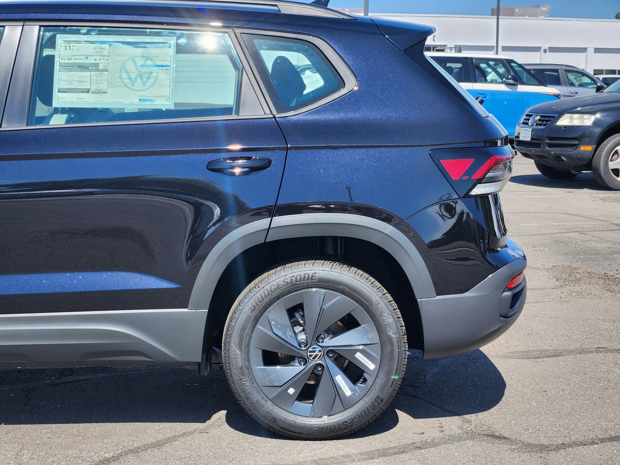 2025 Volkswagen Taos S photo 3