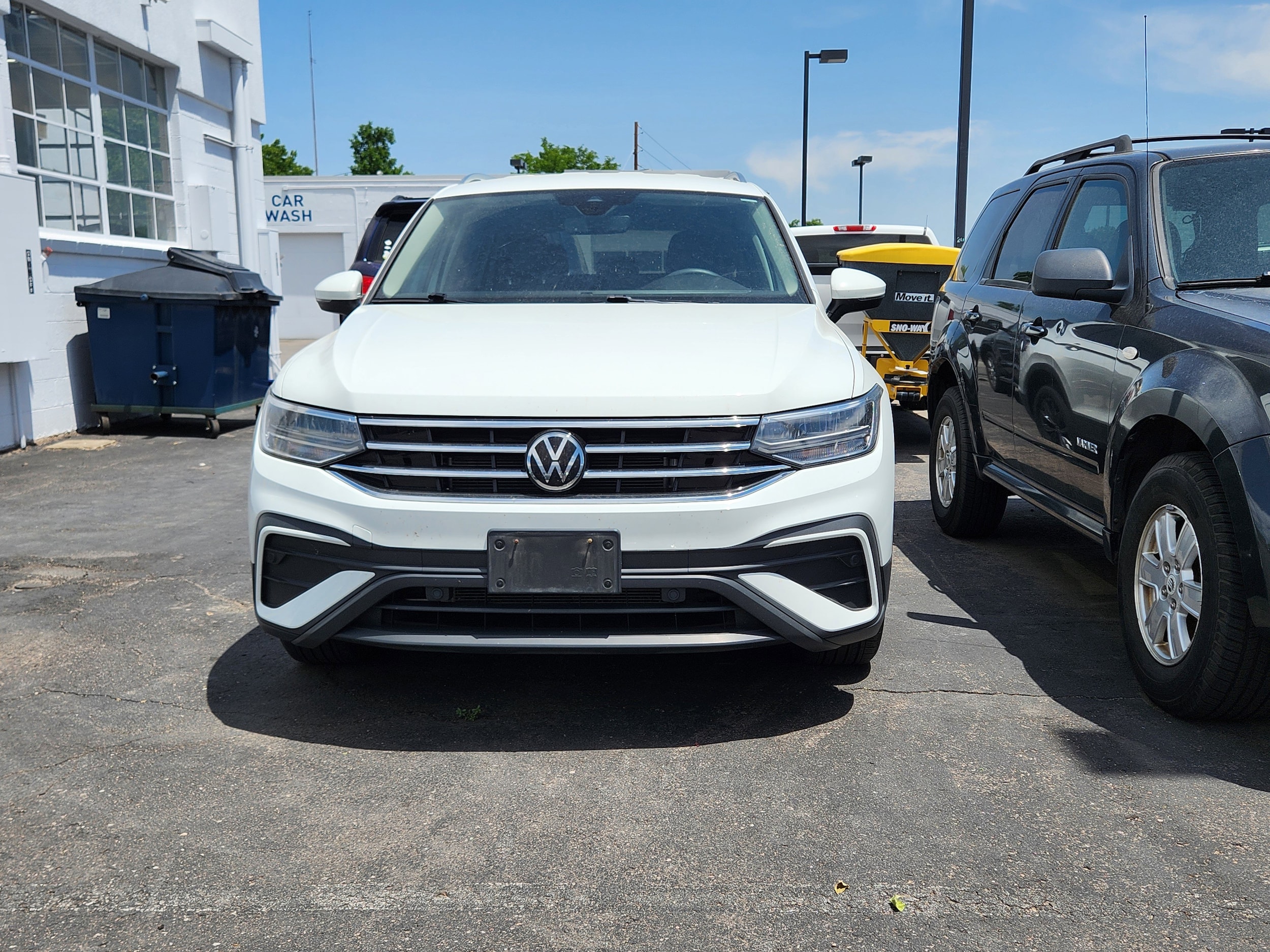 Used 2022 Volkswagen Tiguan SE with VIN 3VV2B7AX3NM076163 for sale in Lakewood, CO