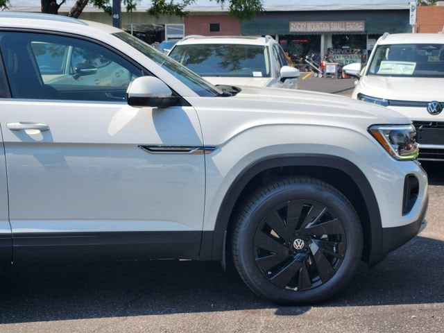 2026 Volkswagen Atlas Cross Sport SE w/Tech - Photo 8