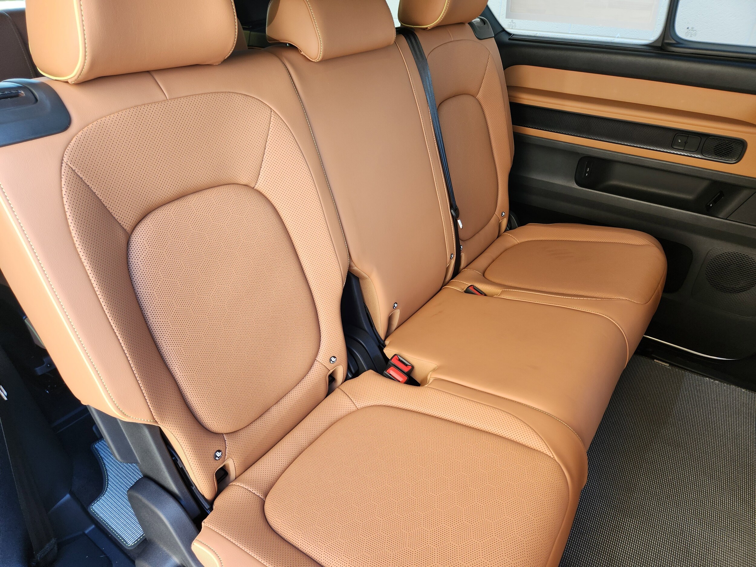 2025 Volkswagen ID. Buzz Pro S - Photo 29