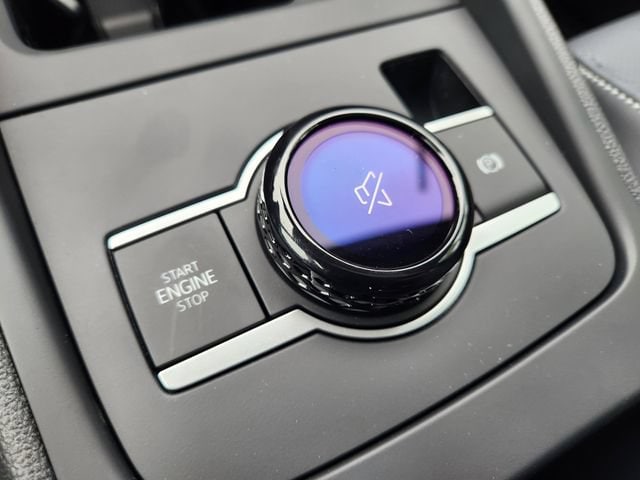 2025 Volkswagen Tiguan SE - Photo 36