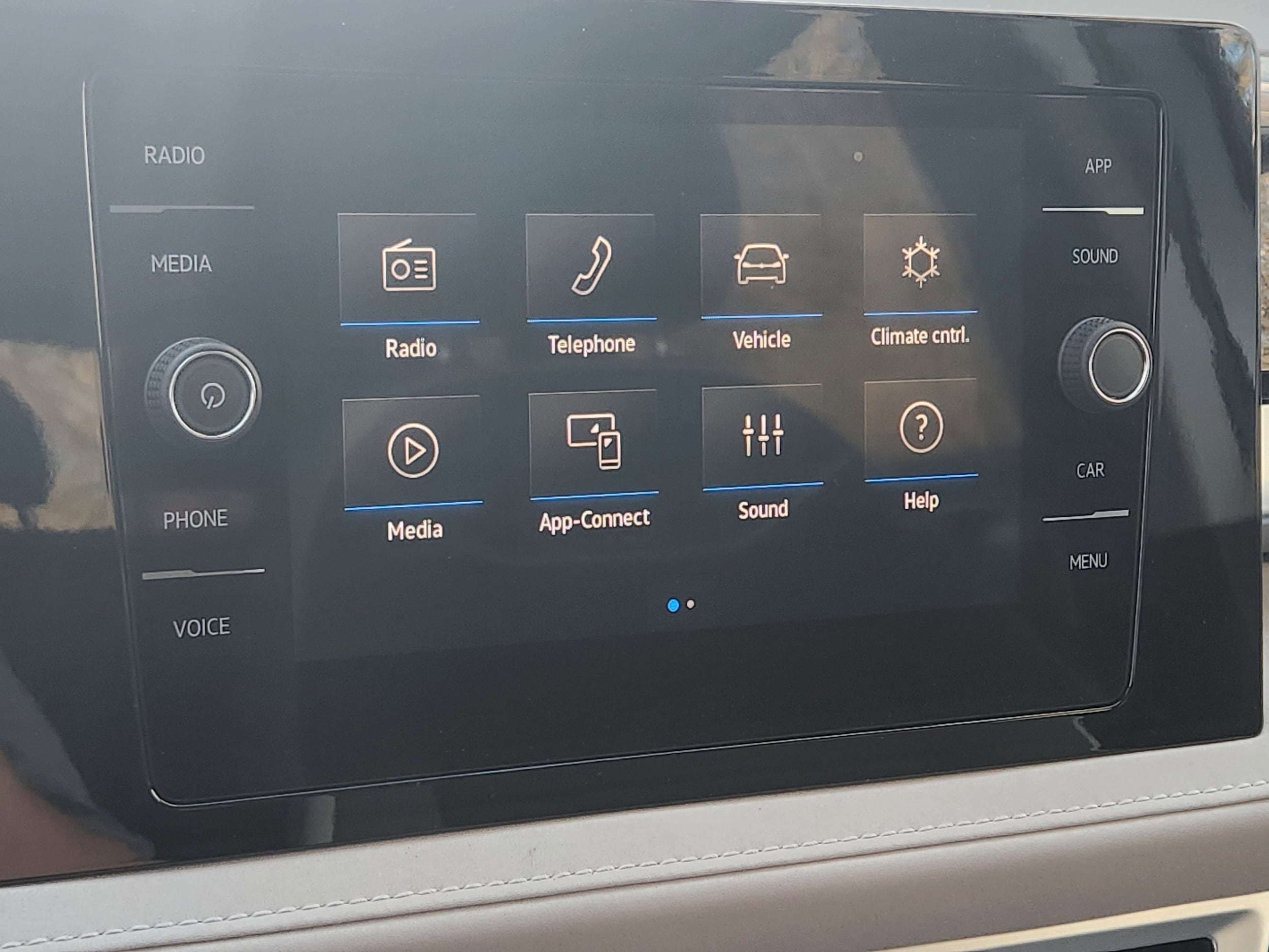 2025 Volkswagen Taos SE - Photo 31