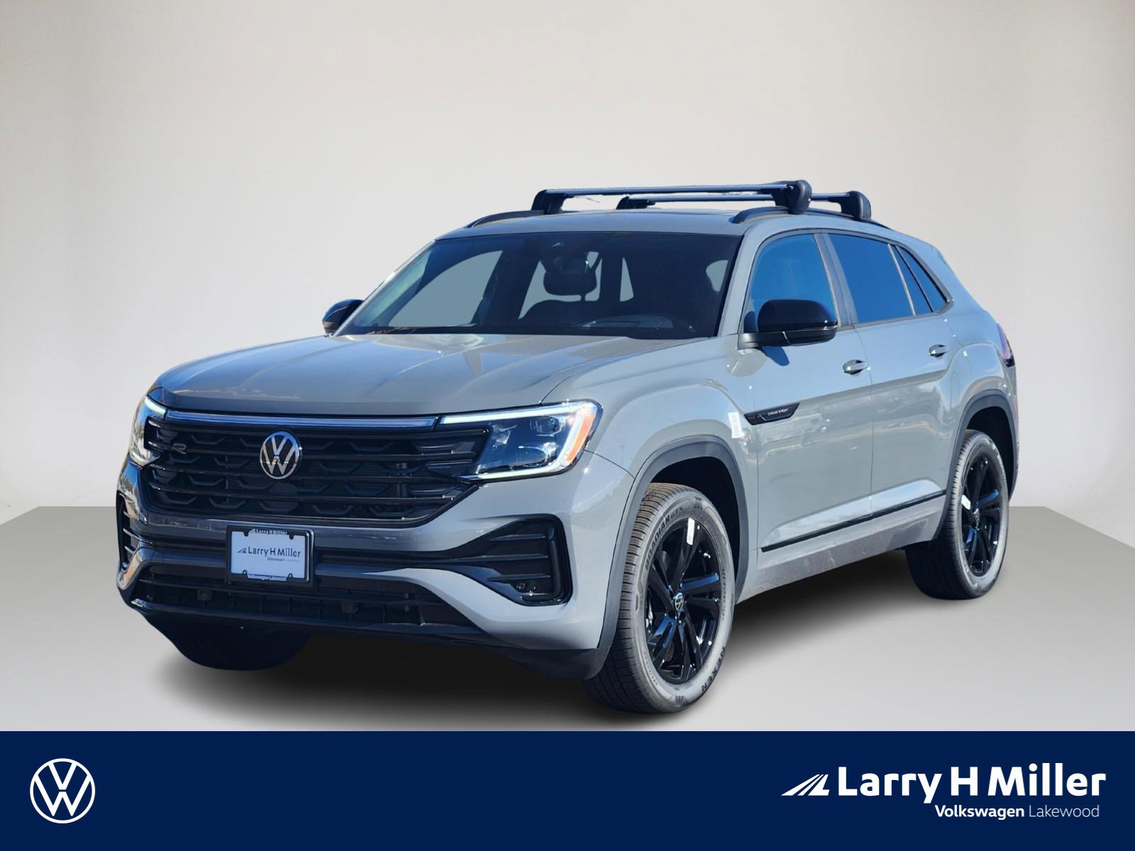 2026 Volkswagen Atlas Cross Sport SEL R-LINE's photo