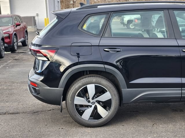 2026 Volkswagen Taos S - Photo 8