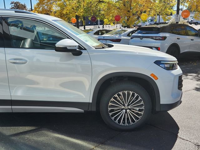 2025 Volkswagen Tiguan S - Photo 9