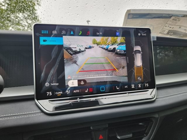 2025 Volkswagen Tiguan SE - Photo 34