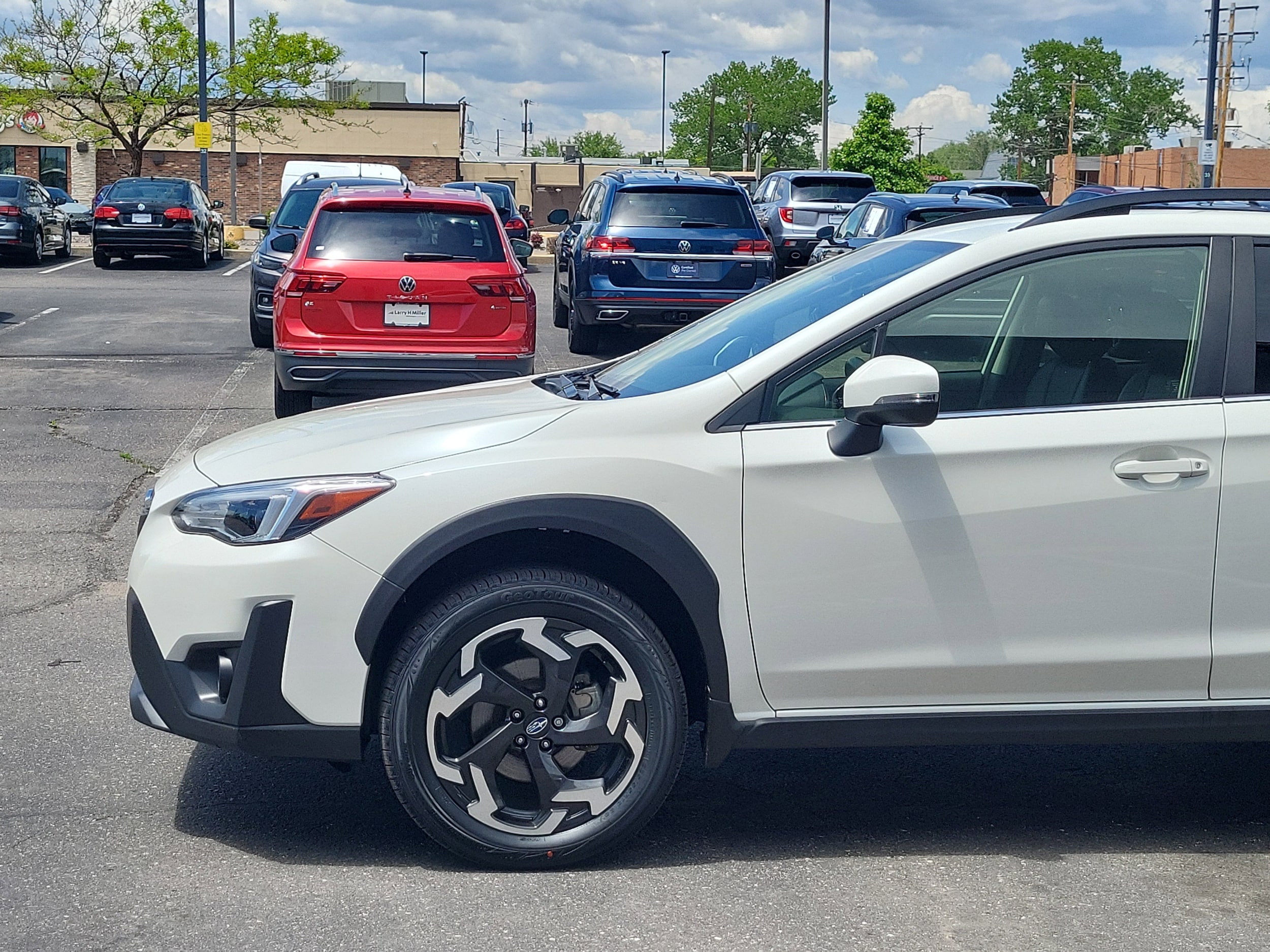 Used 2022 Subaru Crosstrek Limited with VIN JF2GTHMC3NH287112 for sale in Lakewood, CO
