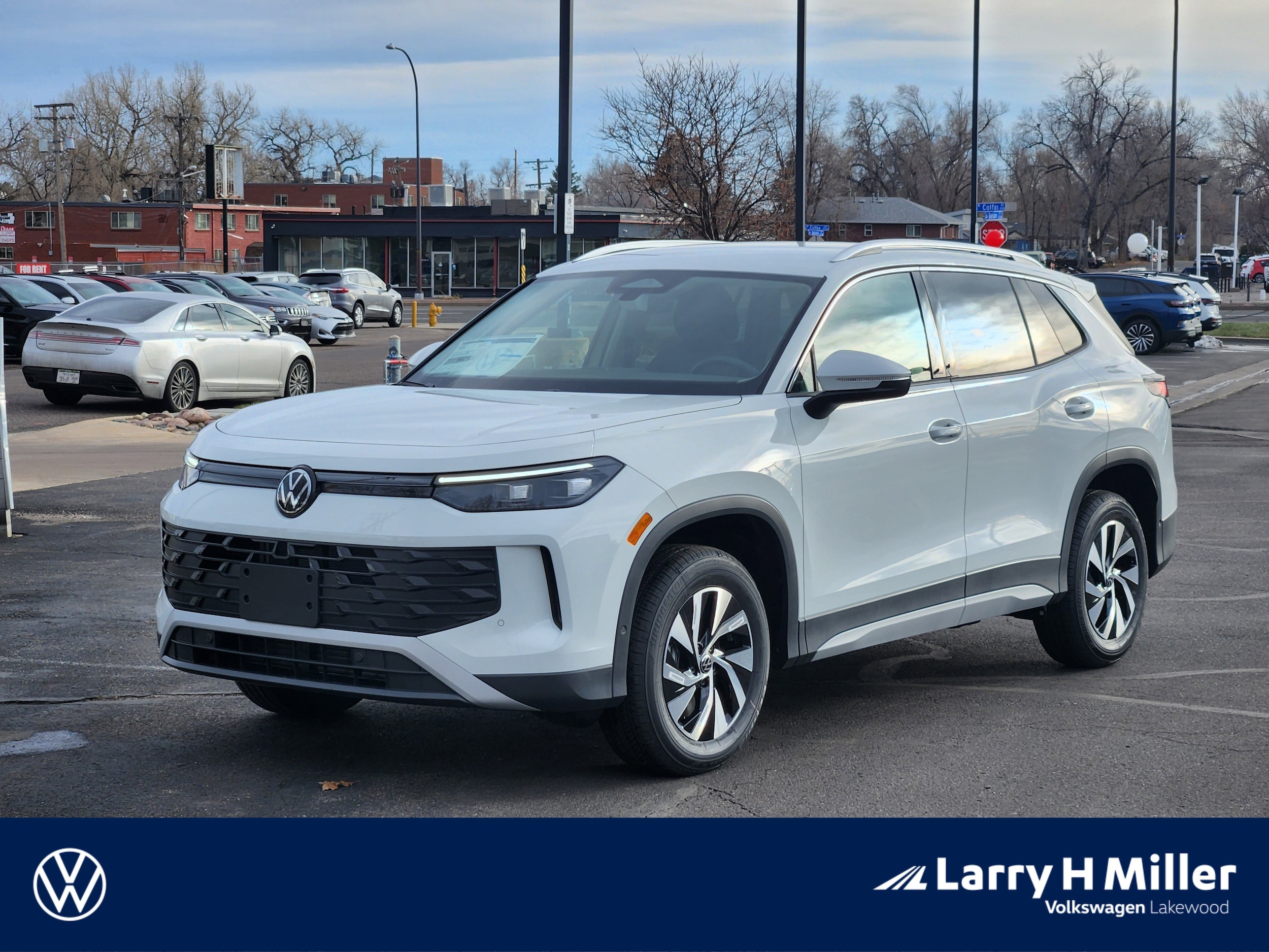 2026 Volkswagen Tiguan S's photo