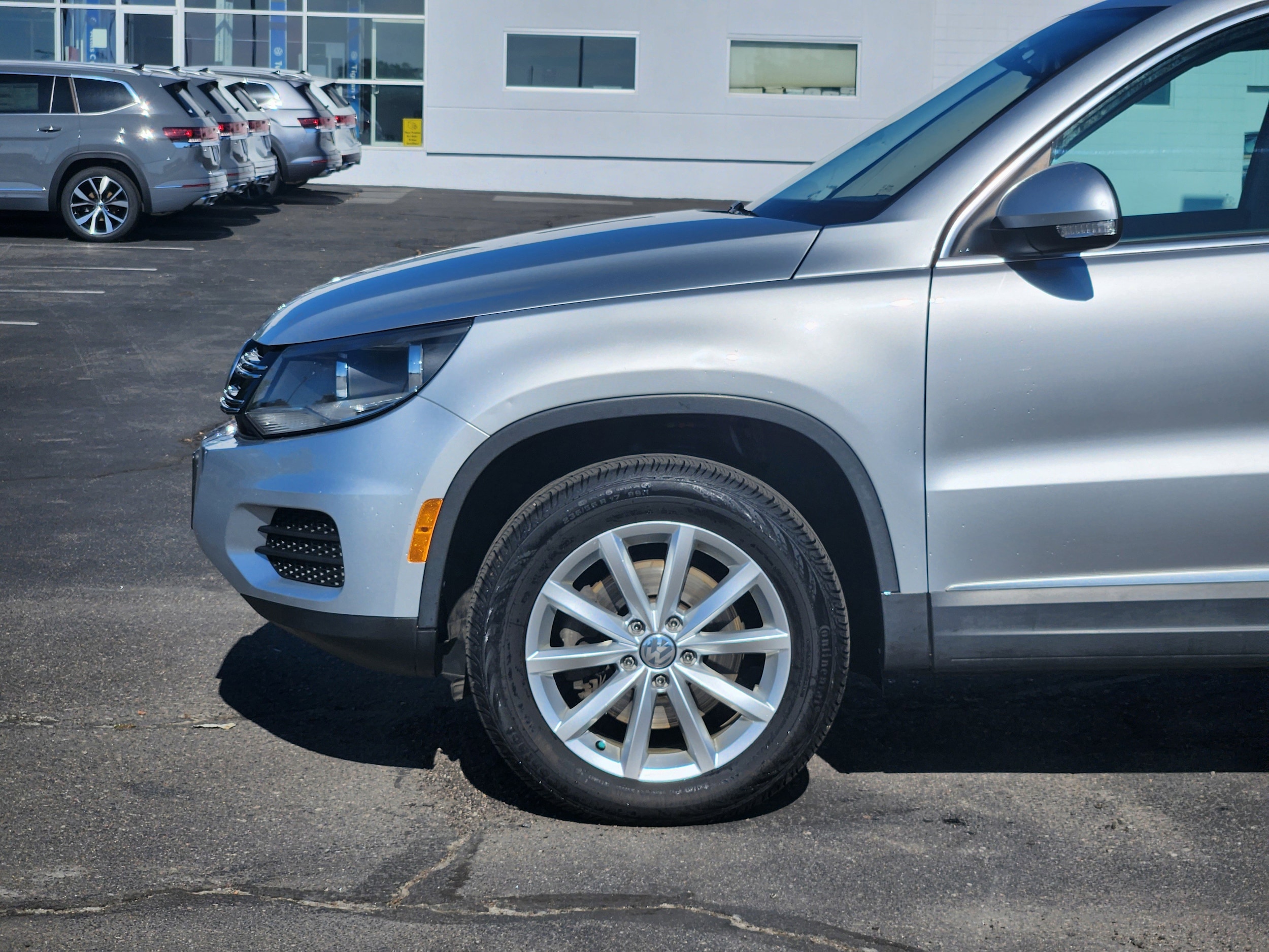 Used 2017 Volkswagen Tiguan Wolfsburg Edition with VIN WVGSV7AX4HW501167 for sale in Lakewood, CO