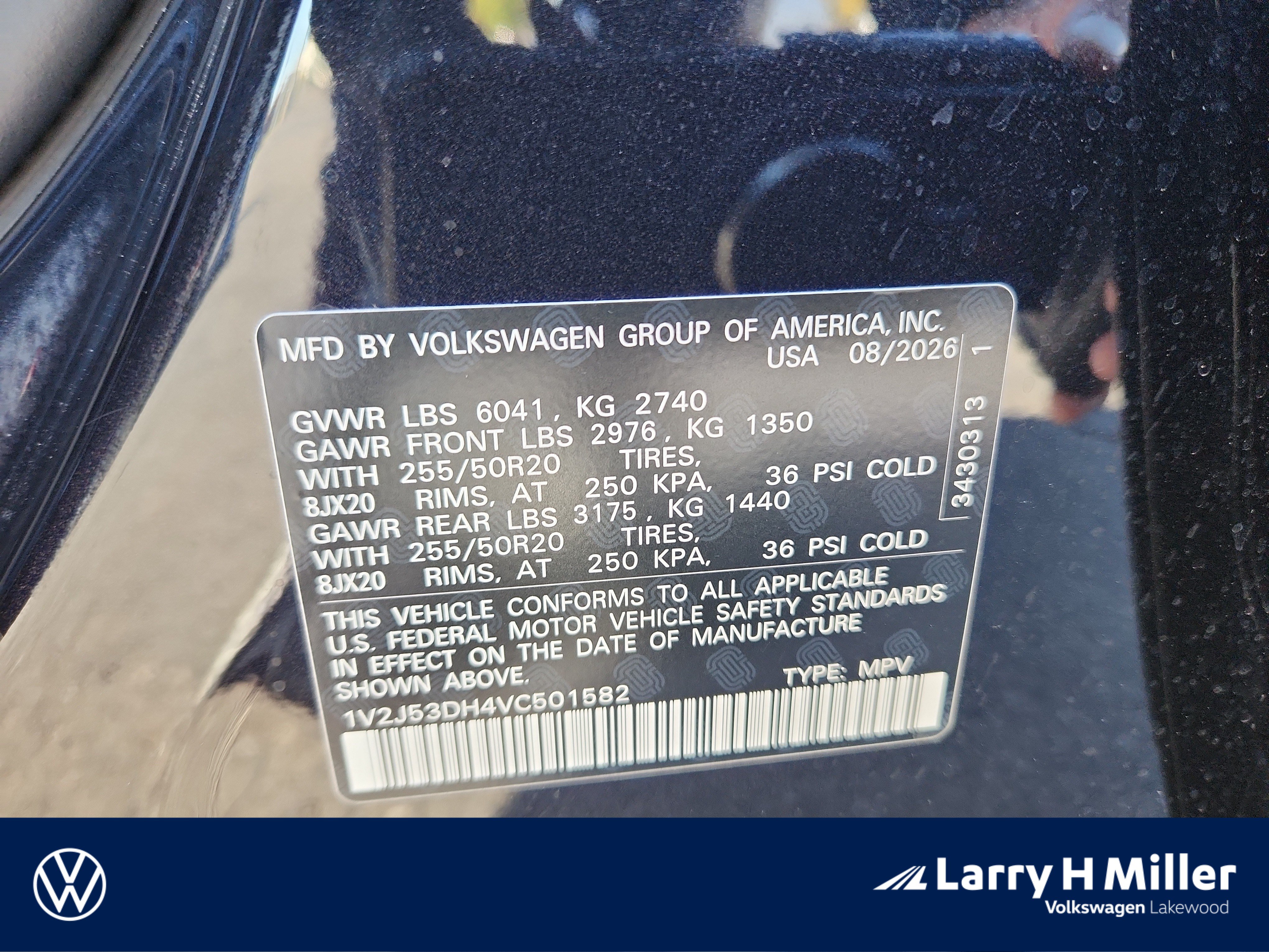 New 2027 Volkswagen Atlas SE w/Technology SUV Lakewood, CO