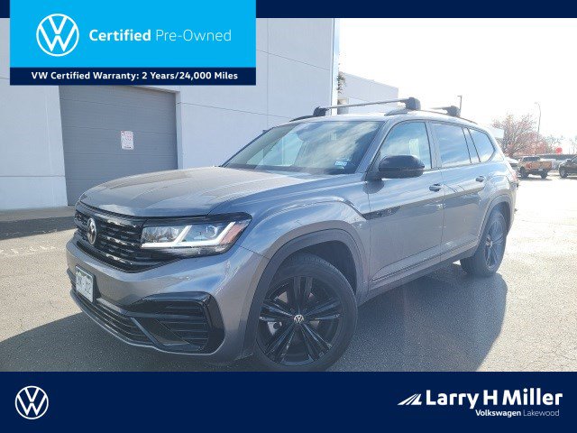 2023 Volkswagen Atlas SEL R-Line Black's photo