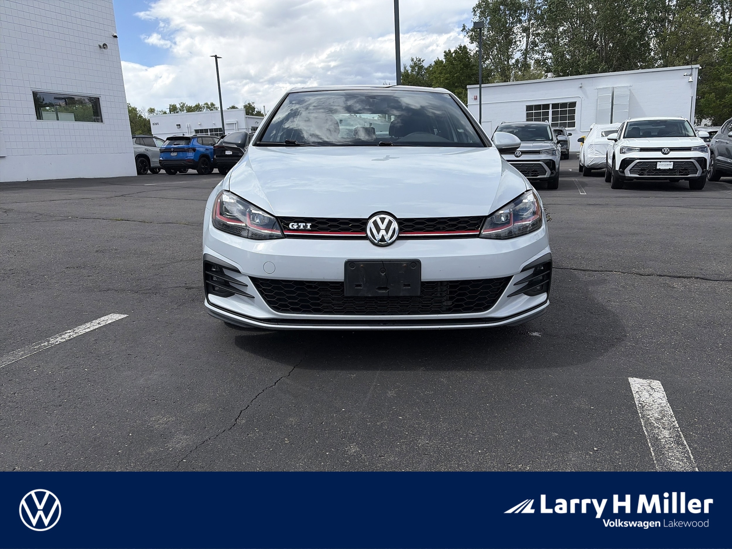 2018 Volkswagen Golf GTI 2.0T SE 4-door's photo