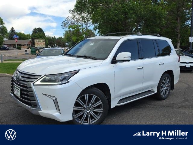 2016 Lexus LX 600 570's photo
