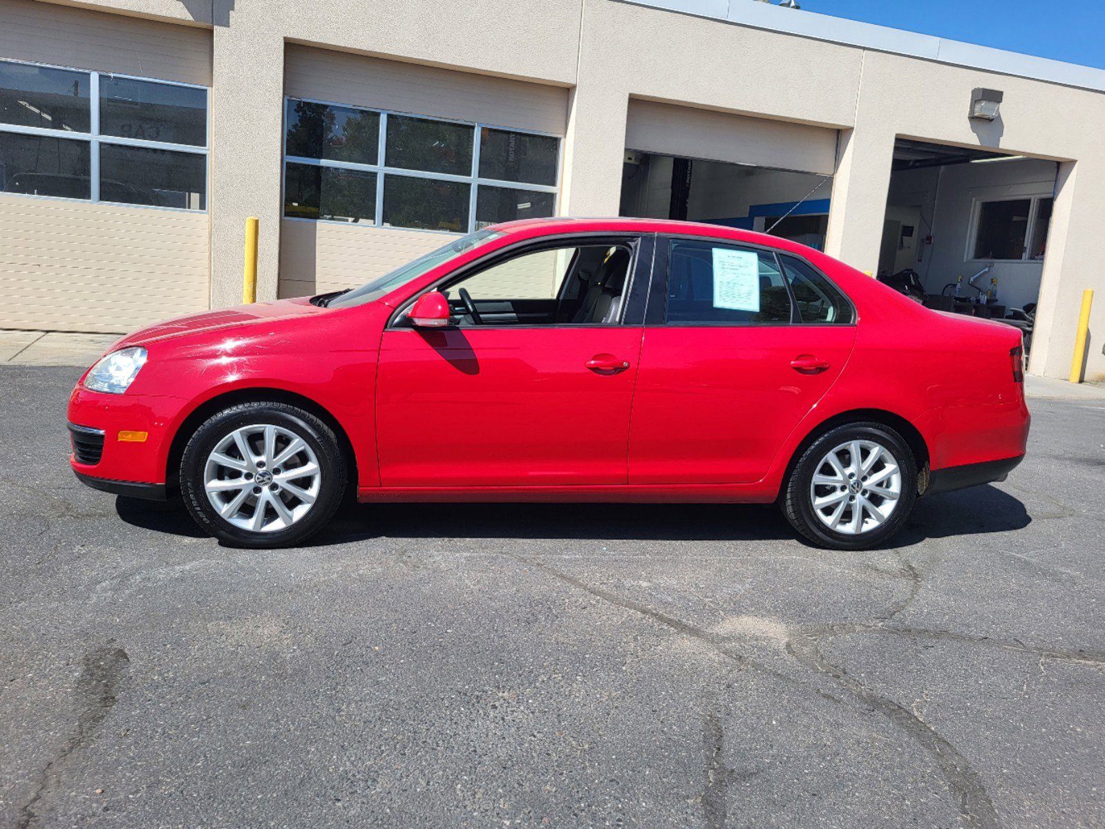 Used 2010 Volkswagen Jetta Limited Edition with VIN 3VWRZ7AJ1AM078683 for sale in Lakewood, CO