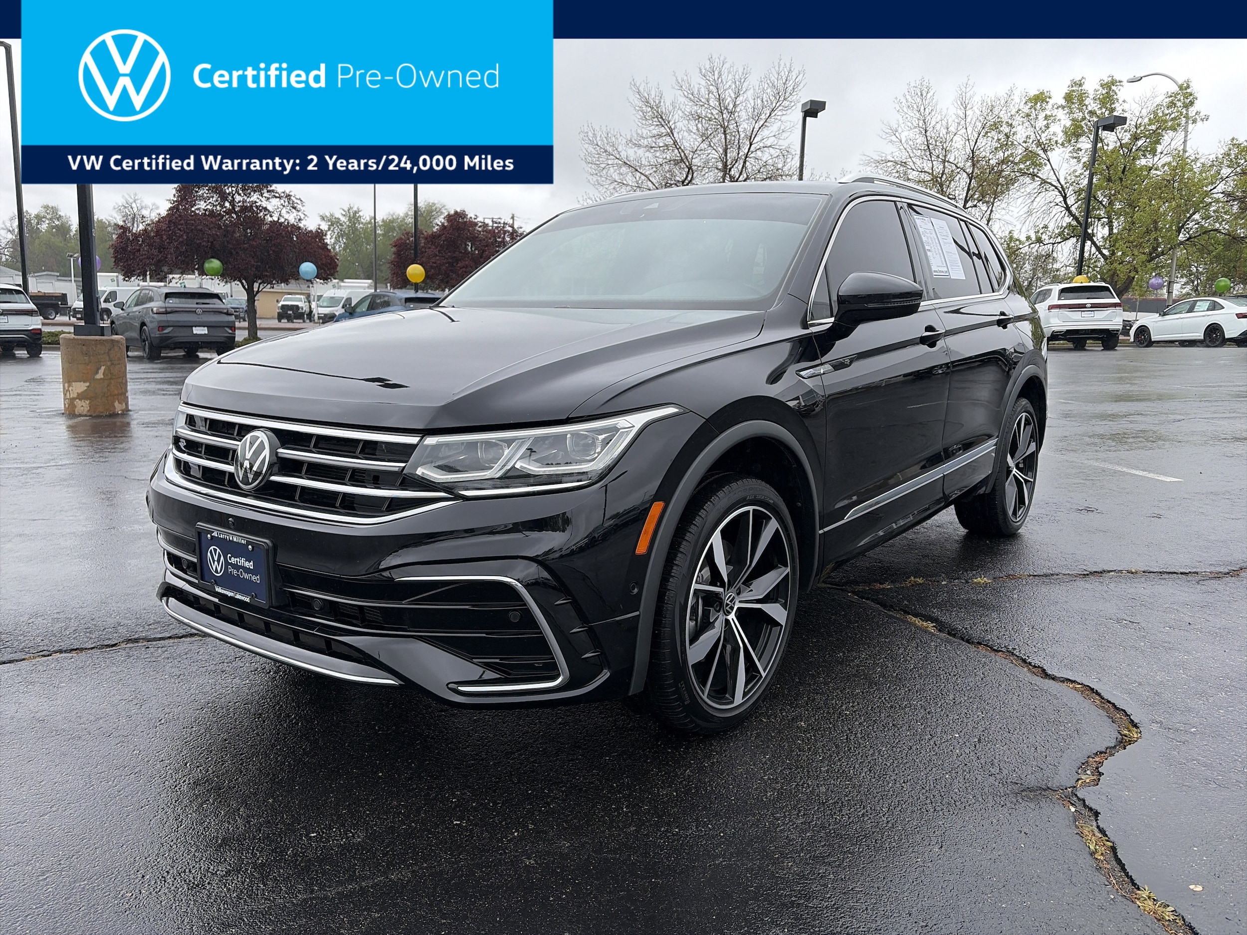 2023 Volkswagen Tiguan 2.0T SEL R-Line 4Motion's photo