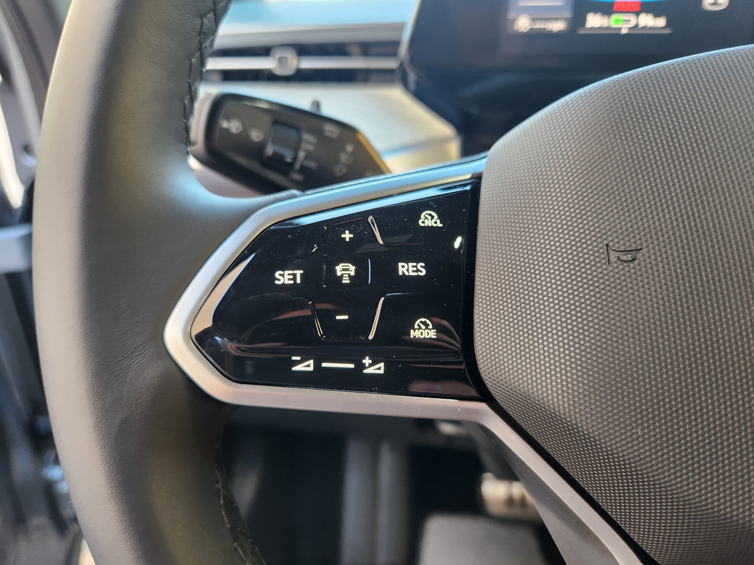 2025 Volkswagen ID. Buzz Pro S - Photo 18