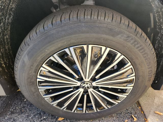 2025 Volkswagen Tiguan S - Photo 14