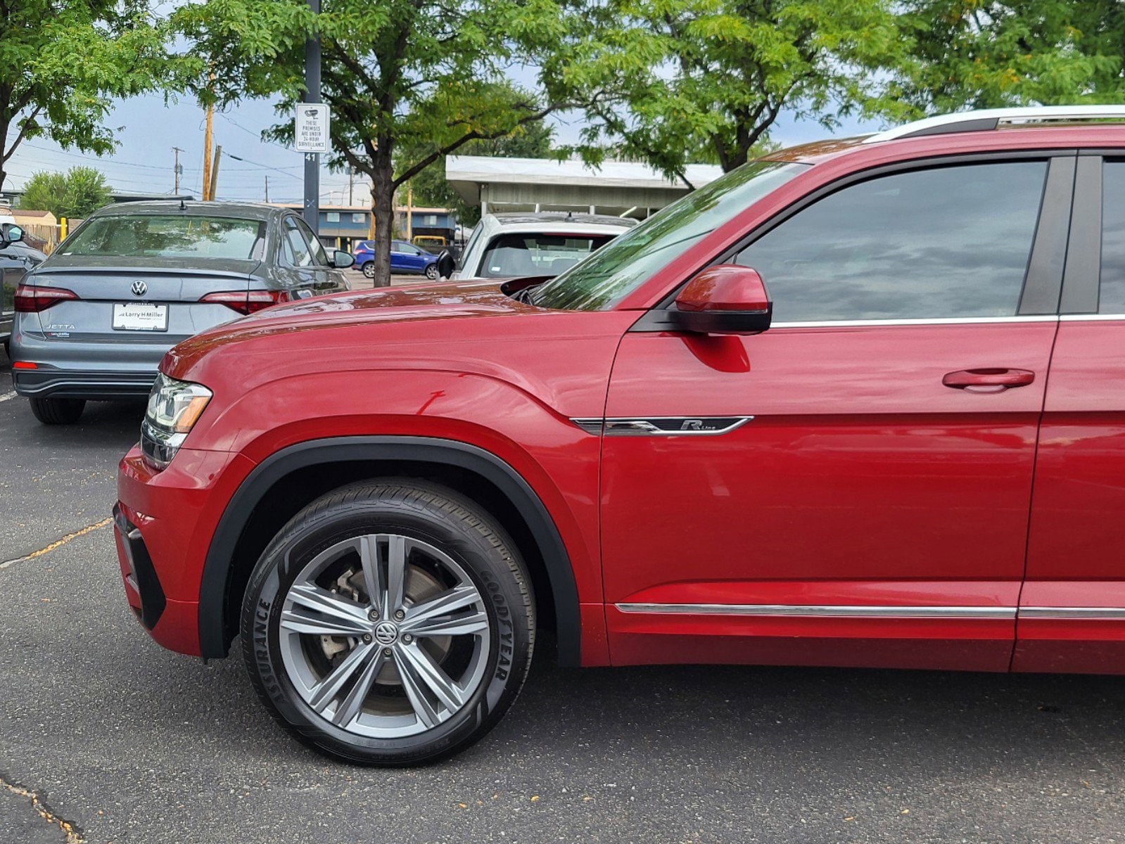 Used 2018 Volkswagen Atlas SEL with VIN 1V2RR2CA9JC587987 for sale in Lakewood, CO