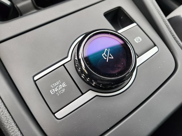 2025 Volkswagen Tiguan SE - Photo 37