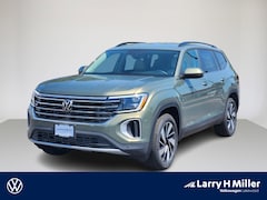 2025 Volkswagen Atlas 2.0T SE w/Technology SUV 1V2HR2CA3SC565481