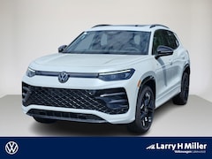 2025 Volkswagen Tiguan 2.0T SE R-Line Black SUV 3VVGR7RM1SM022979