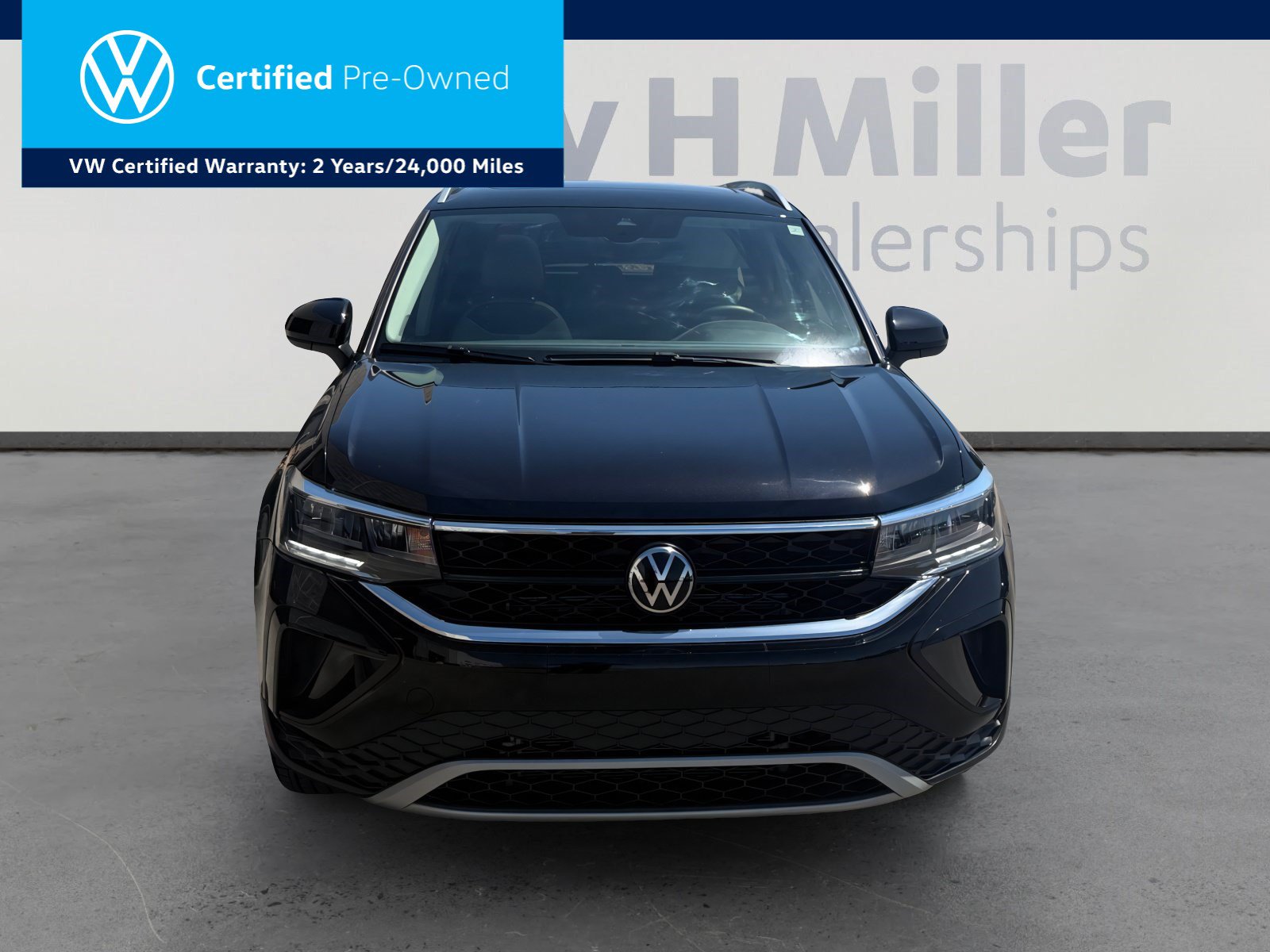 2024 Volkswagen Taos 1.5T SE's photo