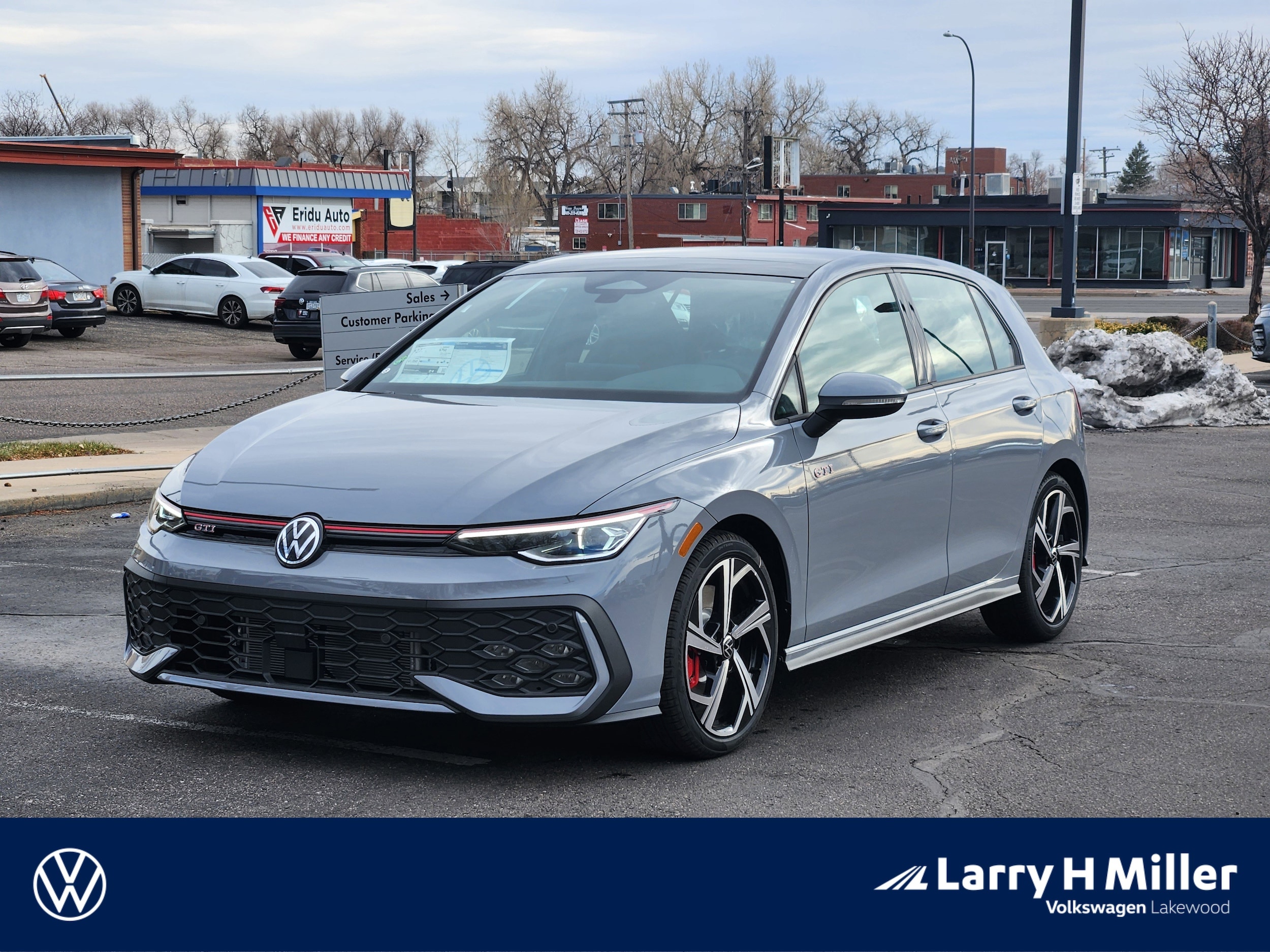 2026 Volkswagen Golf GTI SE's photo