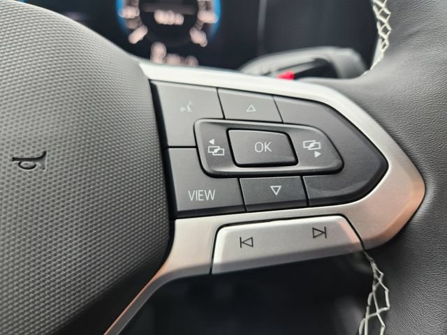 2025 Volkswagen Tiguan SE - Photo 21