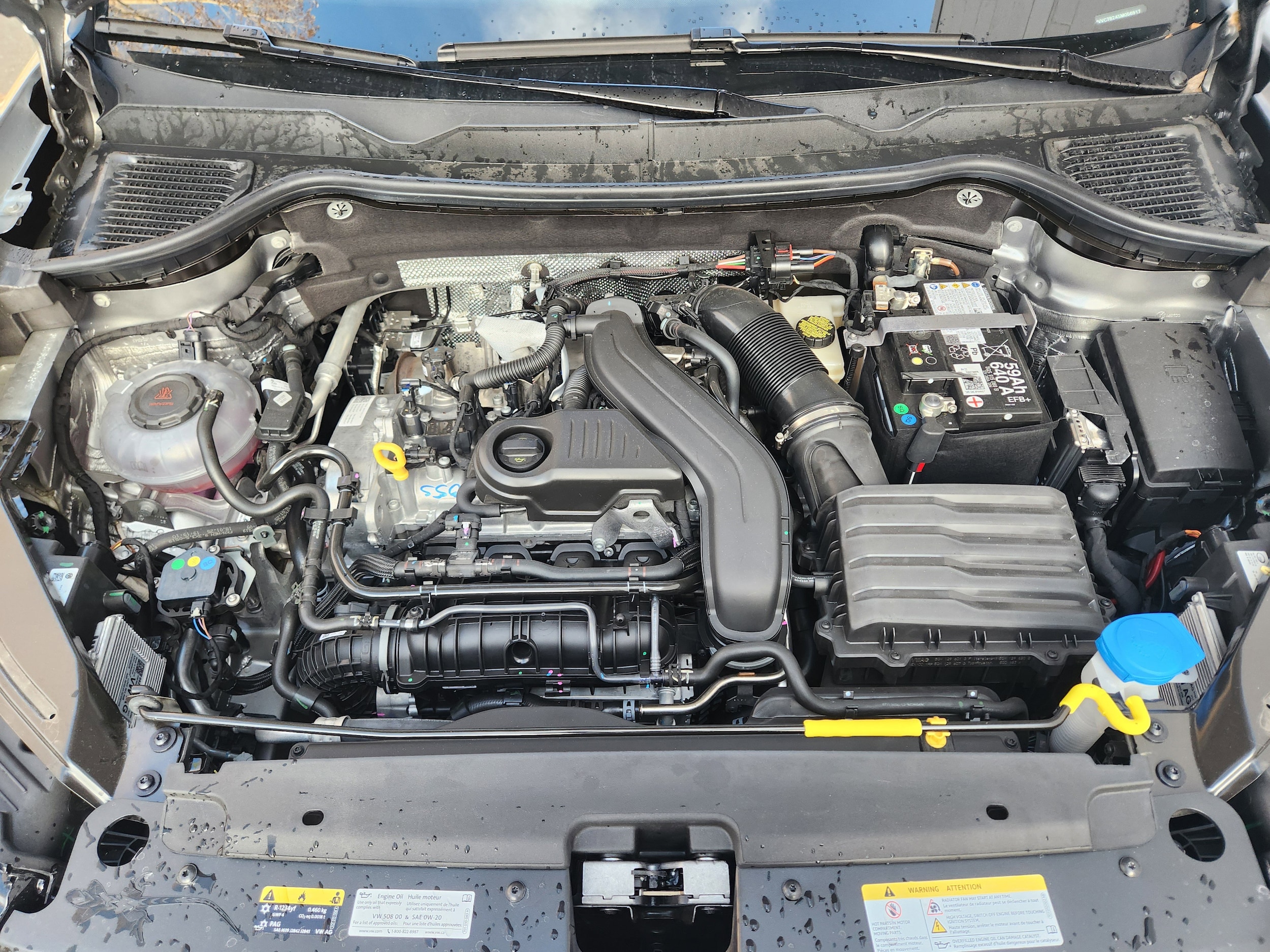 2025 Volkswagen Taos SE - Photo 30
