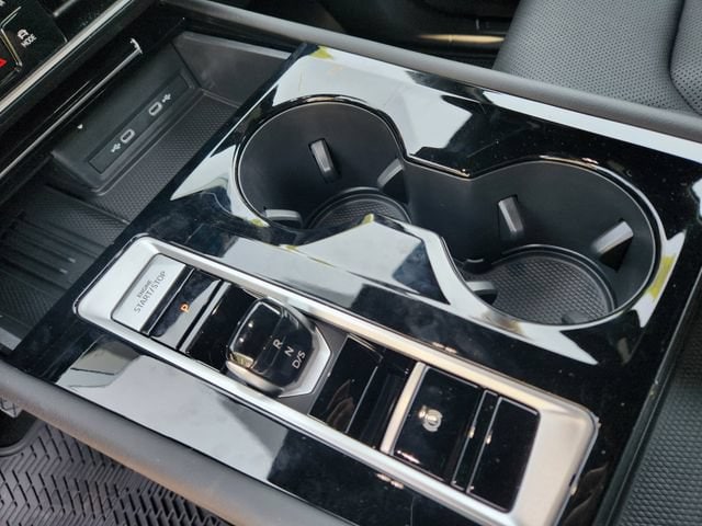 2026 Volkswagen Atlas Cross Sport SE w/Tech - Photo 18