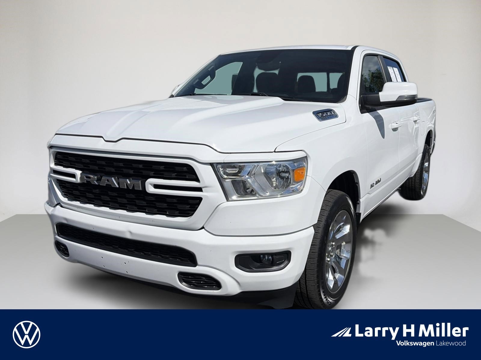 2023 RAM 1500 Big Horn/Lone Star 4x4 Crew Cab 5'7's photo