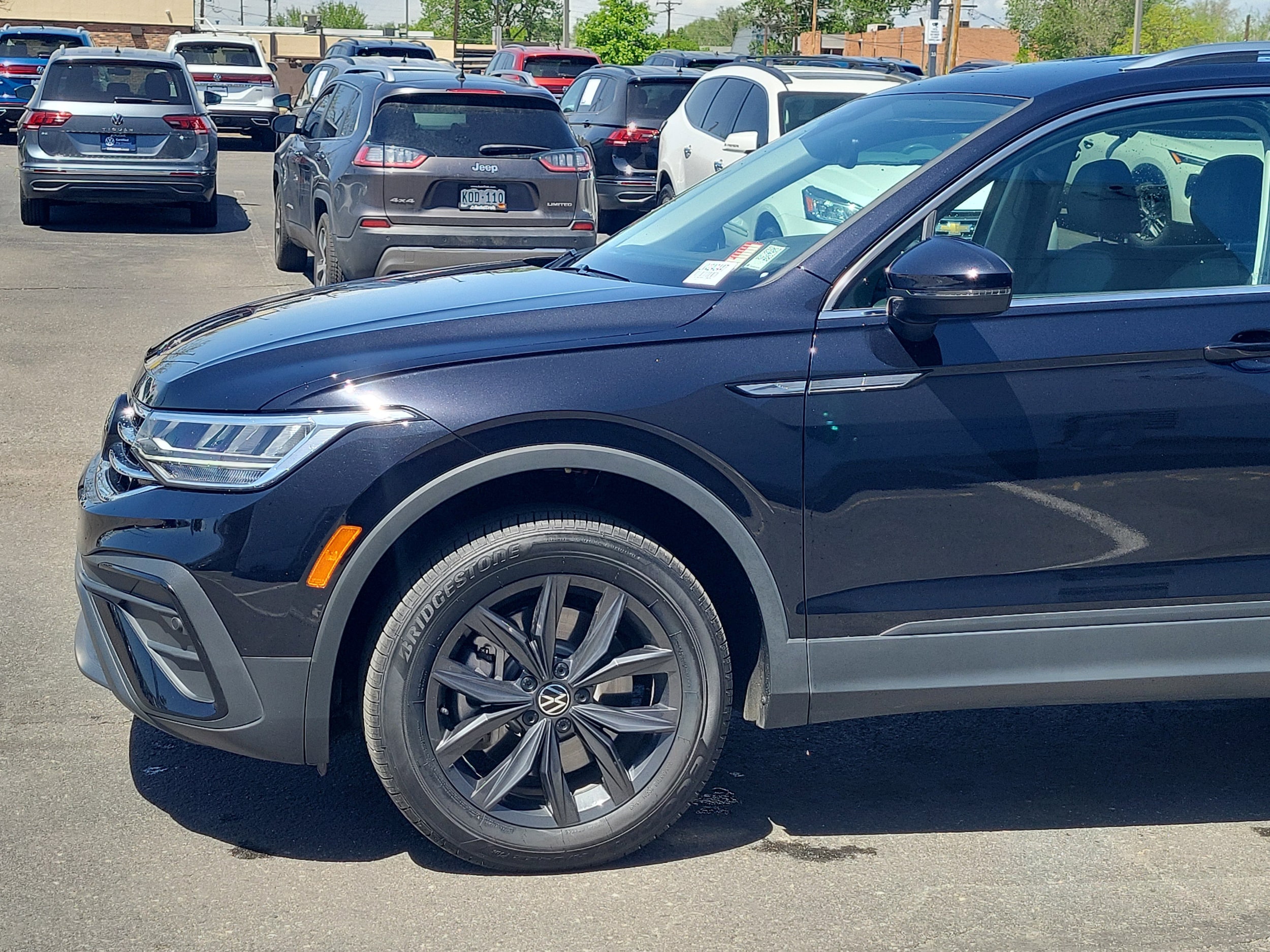 Certified 2024 Volkswagen Tiguan SE with VIN 3VV2B7AX3RM119924 for sale in Lakewood, CO