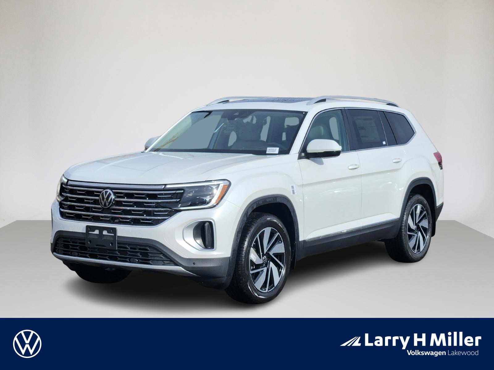 2026 Volkswagen Atlas SEL's photo