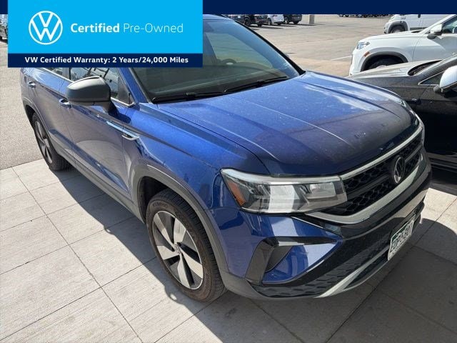 2024 Volkswagen Taos 1.5T S 4Motion's photo
