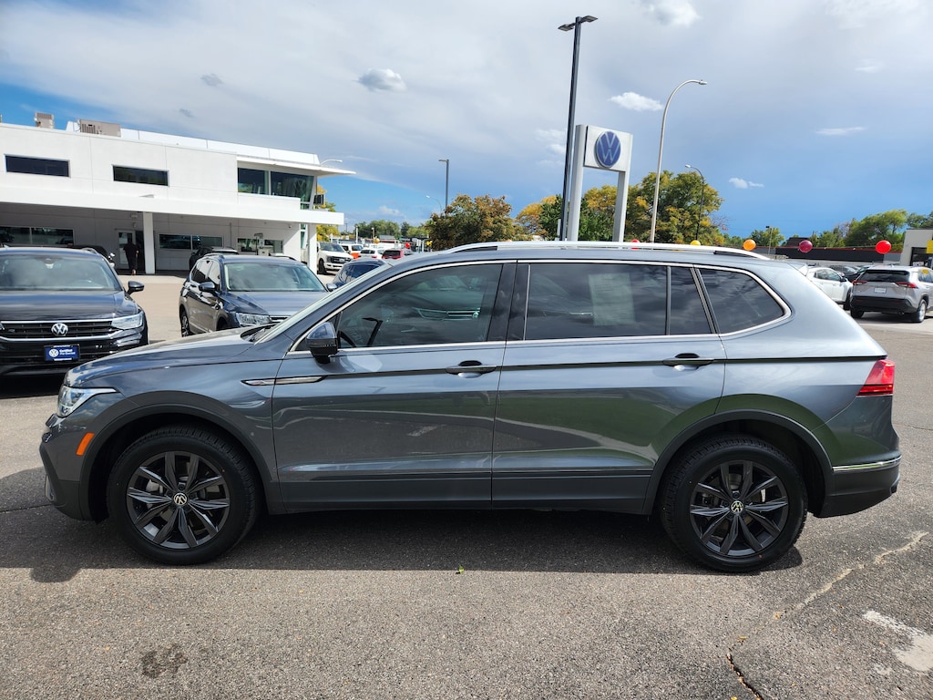 Used 2022 Volkswagen Tiguan SE SUV