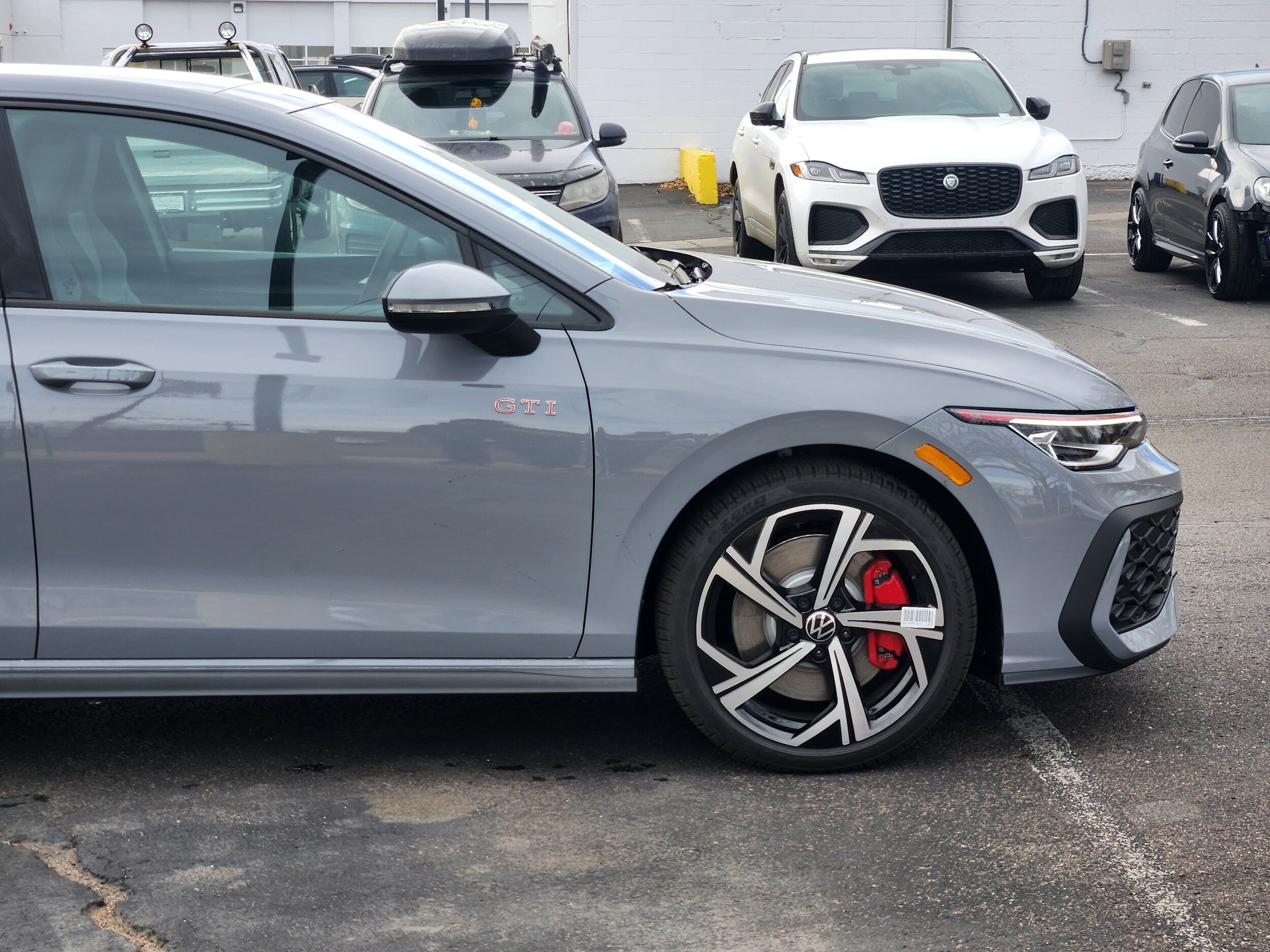 2026 Volkswagen Golf GTI SE - Photo 9