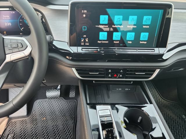 2026 Volkswagen Atlas Cross Sport SE w/Tech - Photo 17