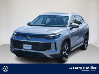 2025 Volkswagen Tiguan 2.0T SE SUV 3VVMR7RM3SM018872