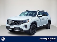 2025 Volkswagen Atlas 2.0T SE w/Technology SUV 1V2HR2CA4SC549466
