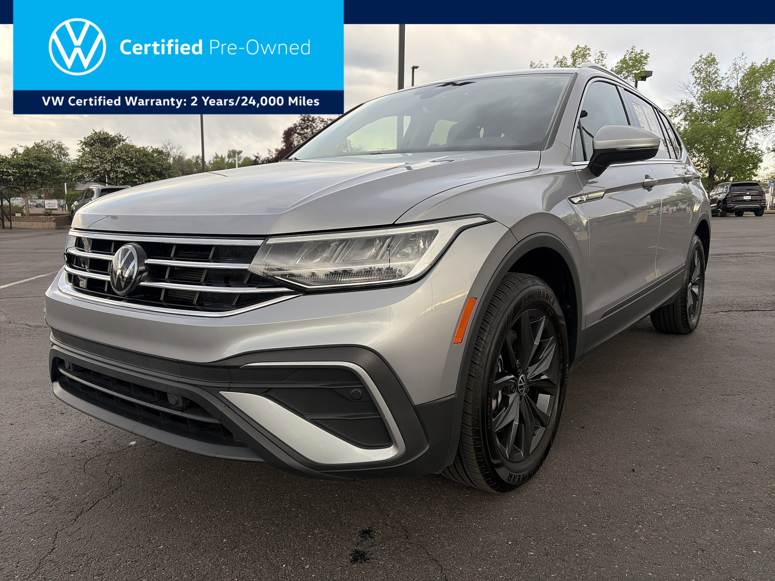 2024 Volkswagen Tiguan 2.0T SE 4Motion's photo